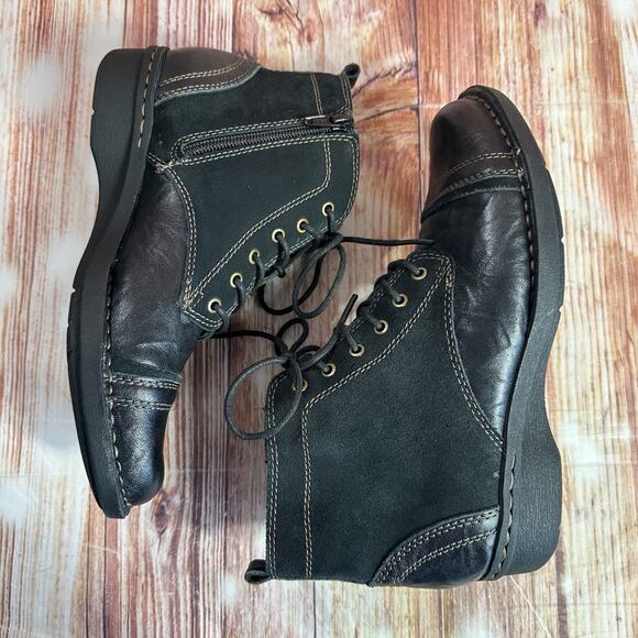 Clarks NIKKI NORTH Size 6.5 Black Leather Lace Zip Up Ankle Booties Boots Shoes - Picture 6 of 10